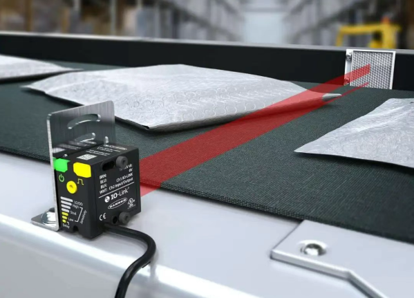 Banner introduces B25 wide beam thin parts detection sensor