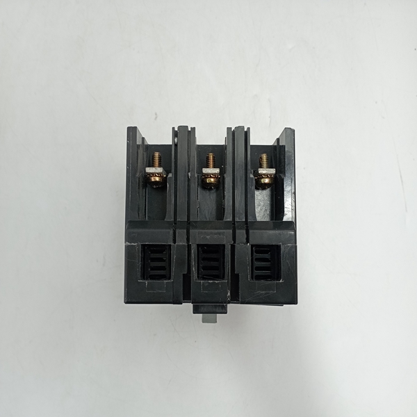 GE SELA36AT0030 Relay output module GE SELA36AT0030 Relay output module