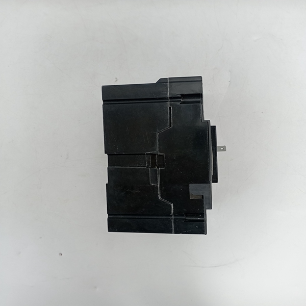 GE SELA36AT0030    Relay output module