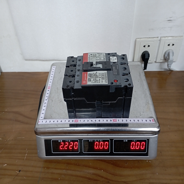 GE SELA36AT0030    Relay output module